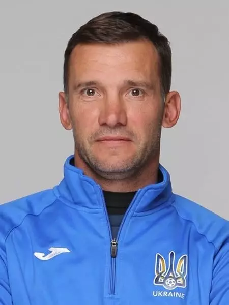 Andrei shevchenko - biografía, vida personal, foto, noticias, futbolista, entrenador en jefe, equipo nacional, esposa 2021