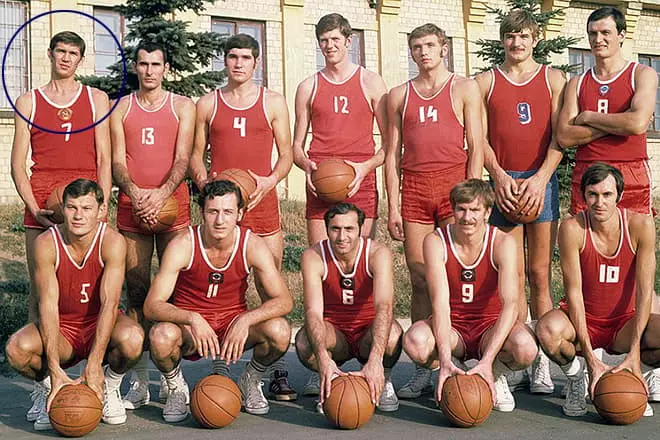 Alzhan Zhumahamedov fit-Tim Nazzjonali tal-USSR