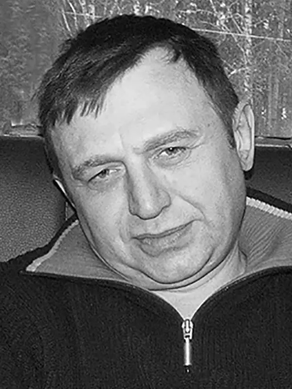 Vladimir DUDA - Biografio de la legenda Cavaneshchik de la NSU-teamo, foto