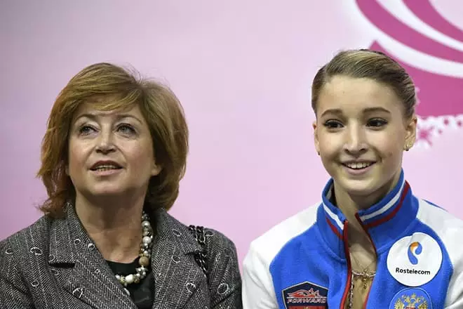 Maria Sotskova and Elena Buyanova
