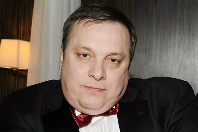 Andrei Razin.