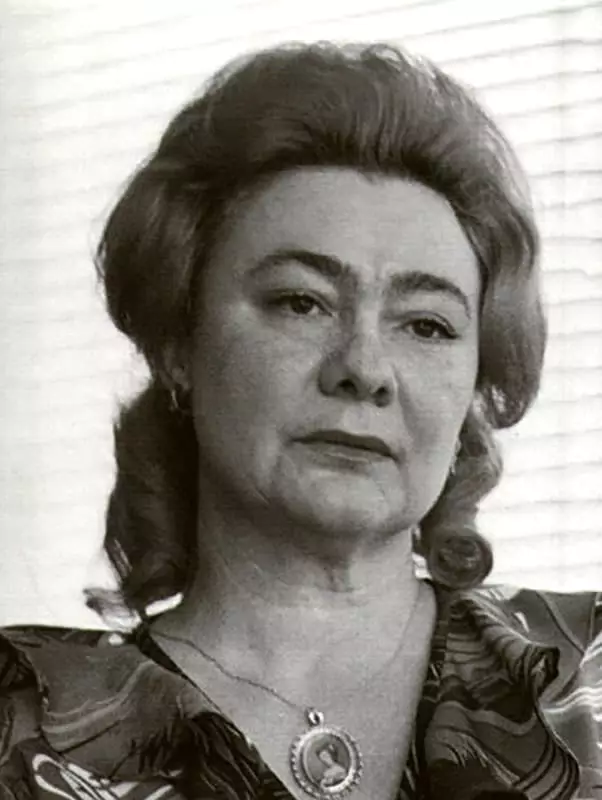 Galina Brezhnev - Biografi, Foto, Personligt Liv, Mænd, Film