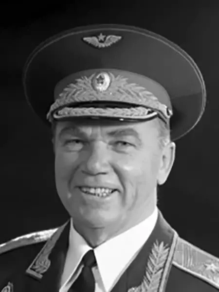 Иван Коздадуб - биографија, слика, личен живот, пилот подвиг