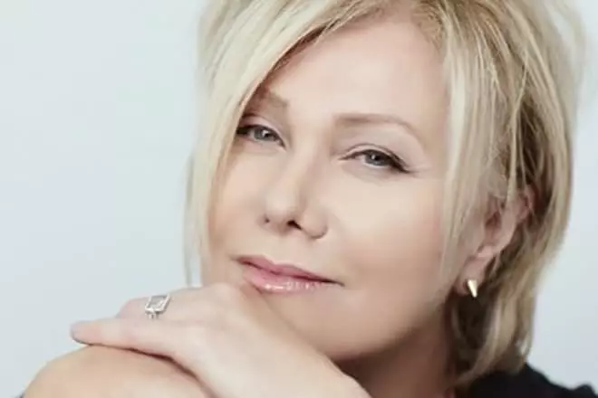 Actress Deborra-Lee Farness