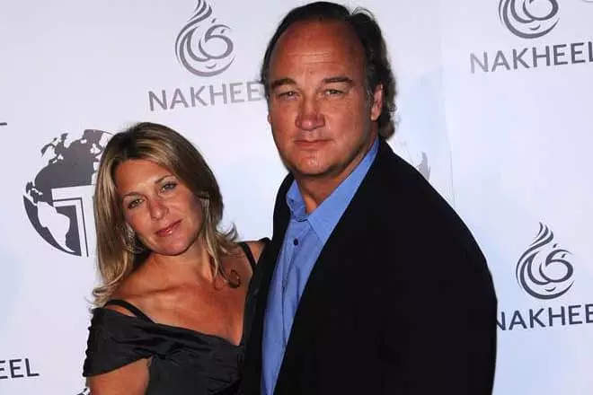 James Belushi và vợ Jennifer Sloan