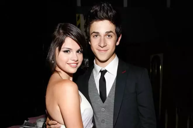 David Henry และ Selena Gomez