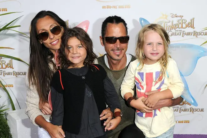 Chris Cornell dengan keluarga