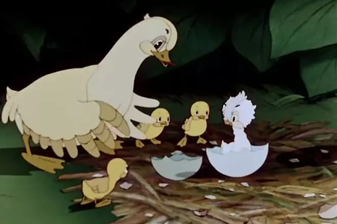 Γέννηση Nasty Duckling