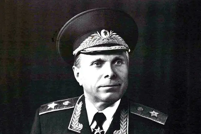 Nikolai Ltokov - Biografy, Foto, persoanlik libben, dea