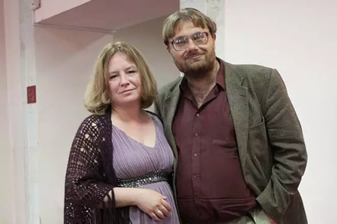 Fyodor Dvinyatin and his wife Jamil