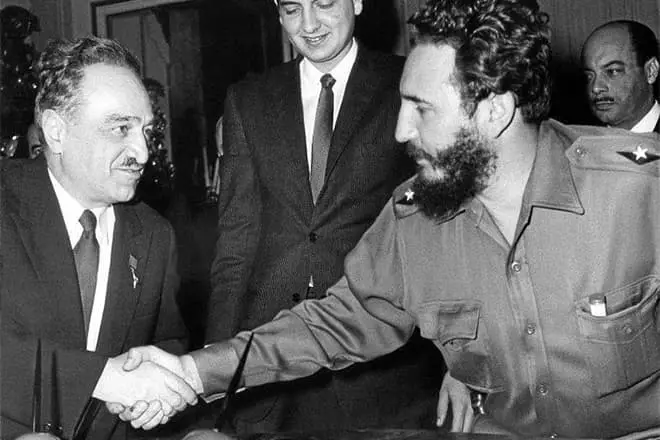 Anastas Mikoyan en Fidel Castro