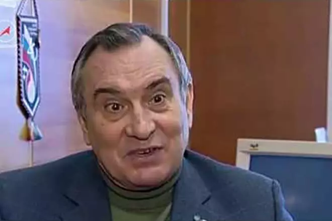 Valery Poliakov teraz.