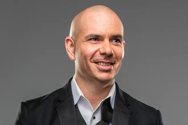Pitbull през 2017 година