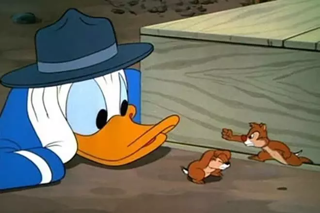 Donald Duck, Chip and Dale