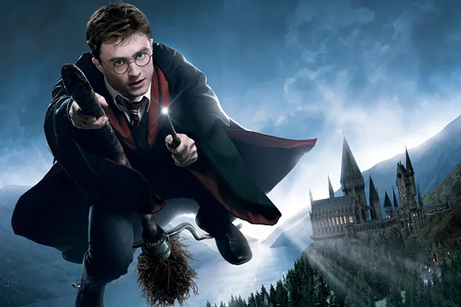 Harry Potter olarak Daniel Radcliffe
