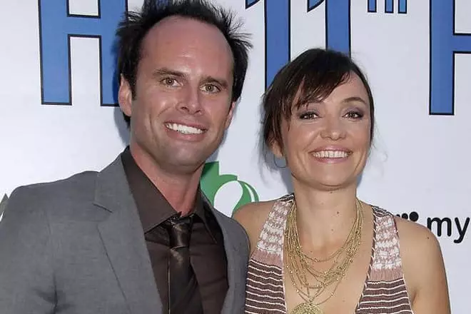 Walton GoGgins u martu Nadia Conreen