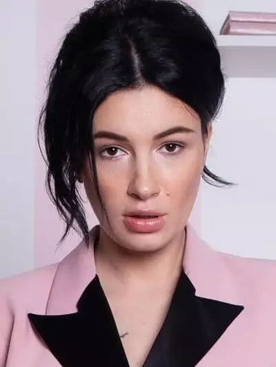 Anastasia Prikhodko - 전기, 개인 생활, 사진, 뉴스, "Eurovision", 그룹, 클립, "Instagram", "Star Factory"2021