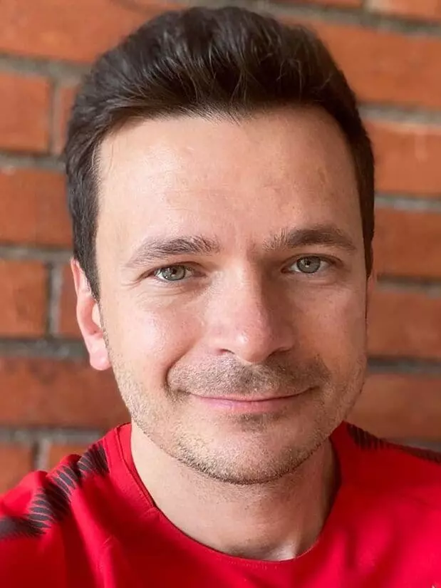 Ilya Yashin - Biografía, vida persoal, foto, noticias, "Twitter", "Yutyub", xefe do distrito municipal Krasnevsky 2021