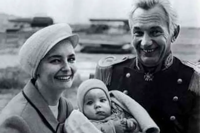 Olga Solovyova ve Ivan Transterdey oğlu