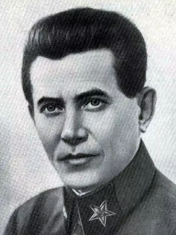 Nikolai Ezhov - Biografi, Foto, Kehidupan Pribadi, NKVD