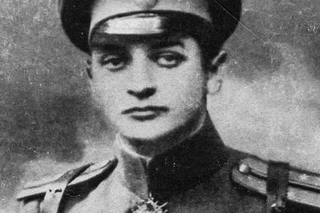 Mikhail Tukhachevsky en el ejército real