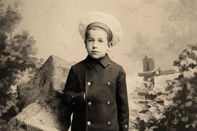 Igor Northerner在童年时期
