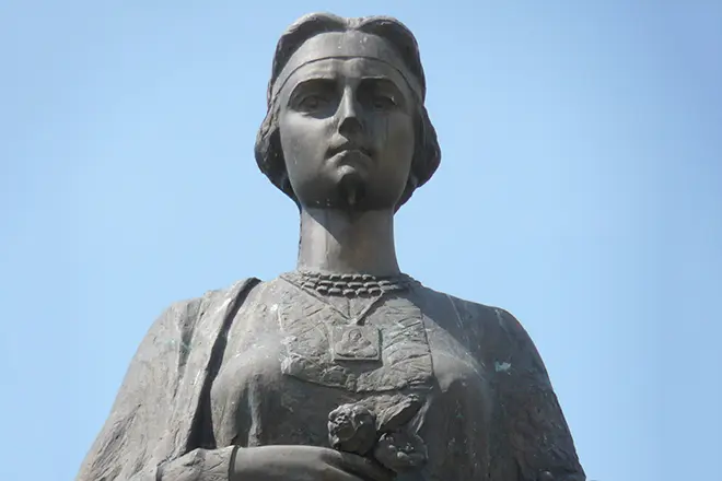 אנדרטה Roksolane.