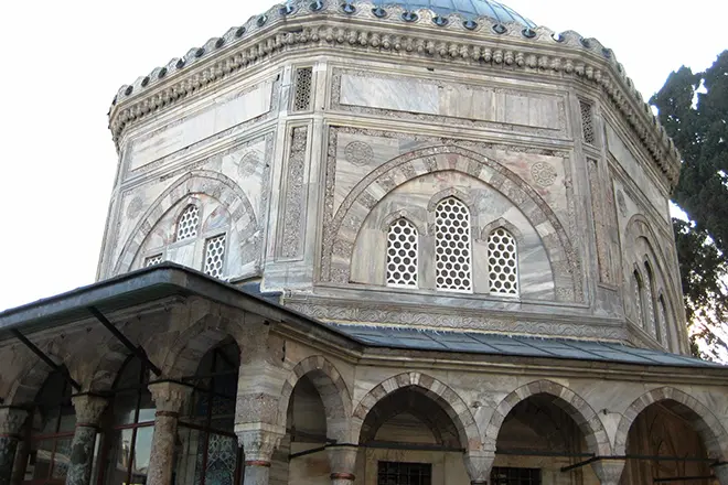 Mausoleum rokssolana.