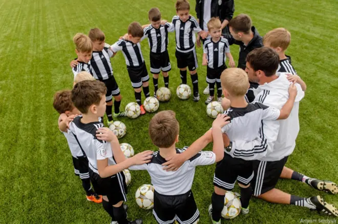 Futbol akademiýasy