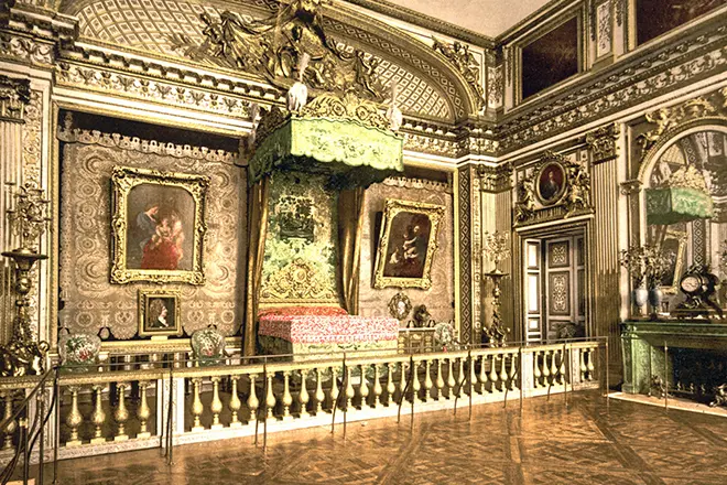 Luxuzko aretoak Louis XIV jauregian