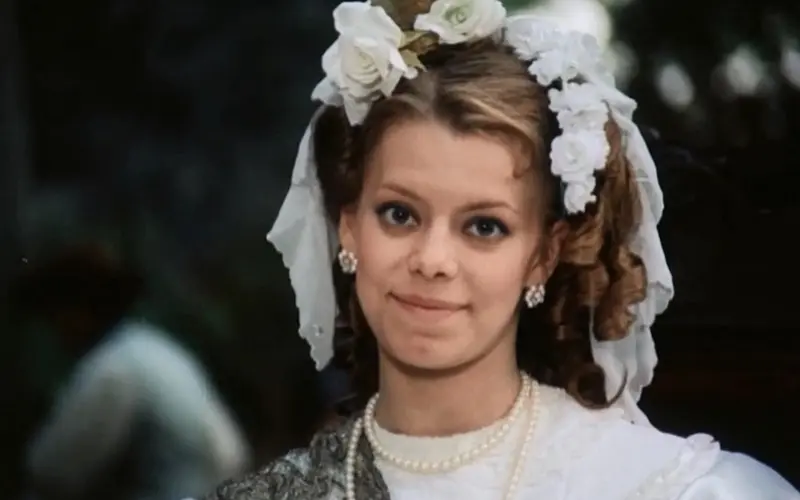 Yana Poplavskaya（映画からのフレーム