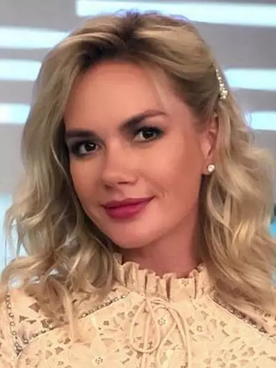 Anastasia Tregubova - Wêne, Biyografî, Nivîskar, Nûçe, TV Present 2021
