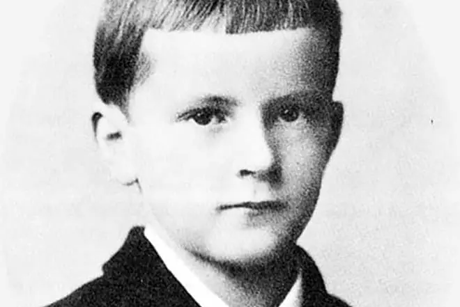 Karl Jung ในวัยเด็ก