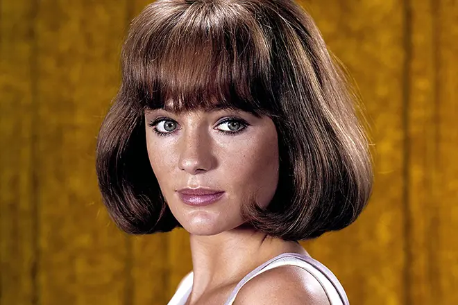 Jacqueline Bissing στη νεολαία