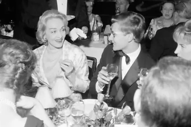 Marlene Dietrich와 Yves Saint-Laurent.