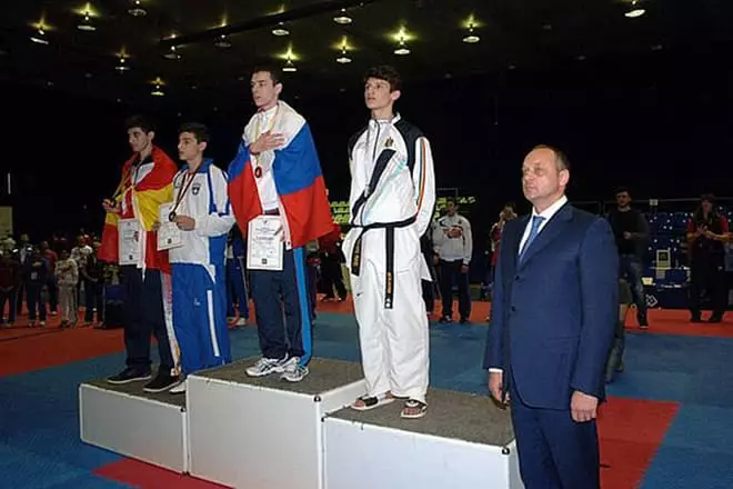 Igor Yuzfovich负责摩尔多瓦共和国WTF的跆拳道联合会