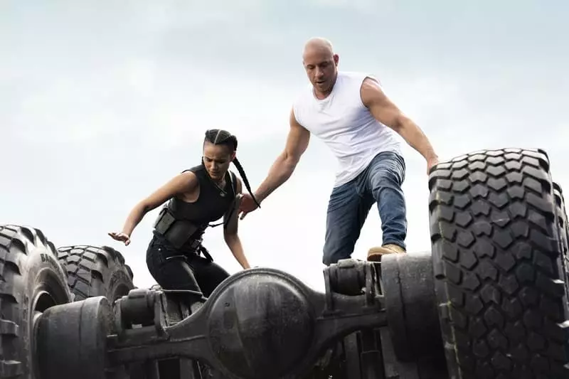 Vin Diesel和Natalie Emmanuel在電影中“快速和憤怒9”