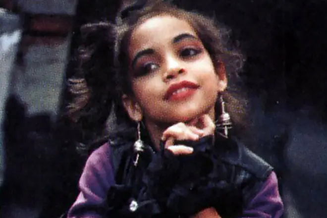 Rosario Dawson trong thời thơ ấu