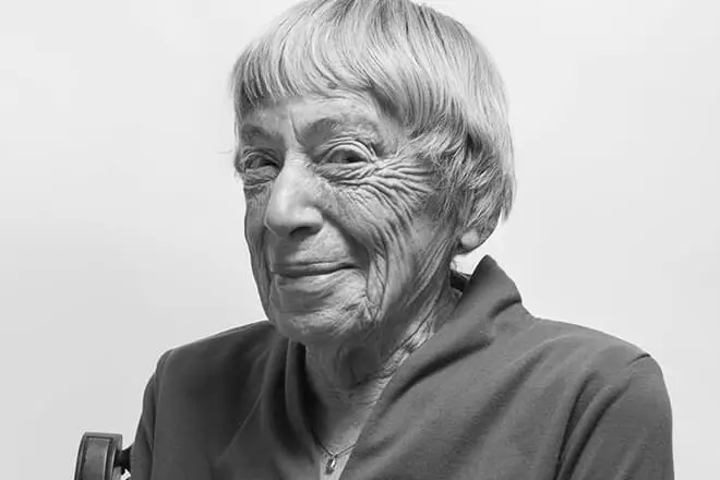 Ursula Le Guin năm 2017