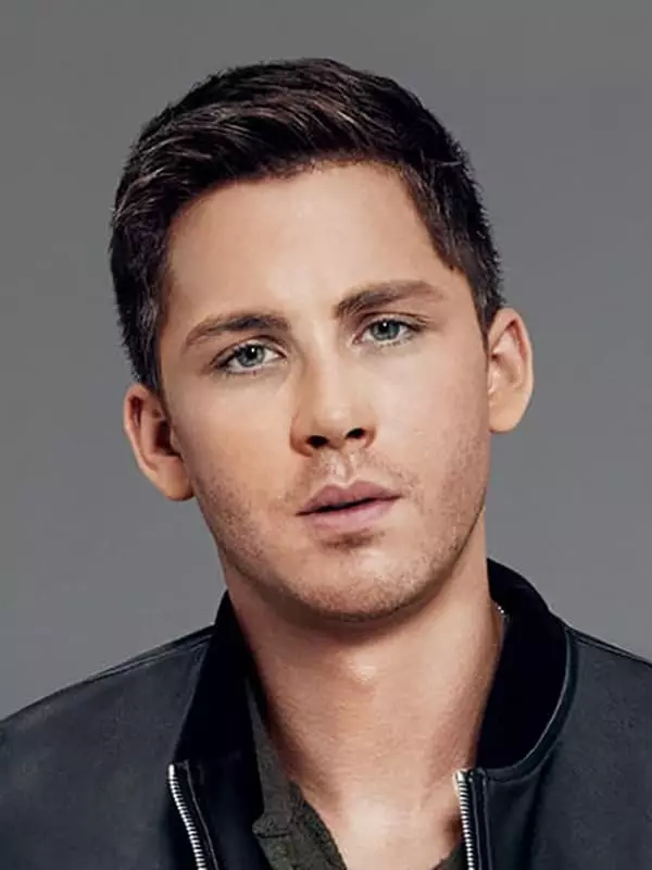 Logan Lerrman - Beathaisnéis, Grianghraf, Saol Pearsanta, Nuacht, Filmography 2021