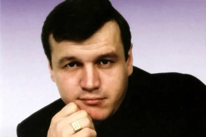 Singer Sergey Nagovitsyn.