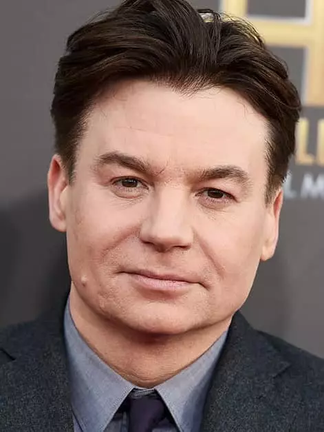 I-Mike Myers-Ifoto, Biography, Ubomi bobuqu, Iindaba, Iifilimu ezingama-2021