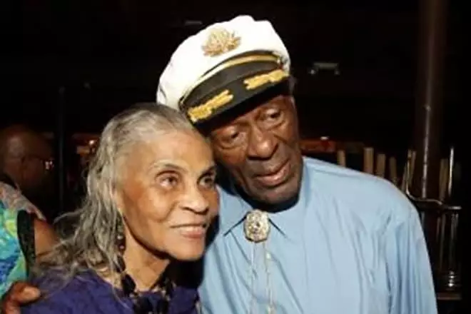 Chuck Berry coa súa esposa na vellez