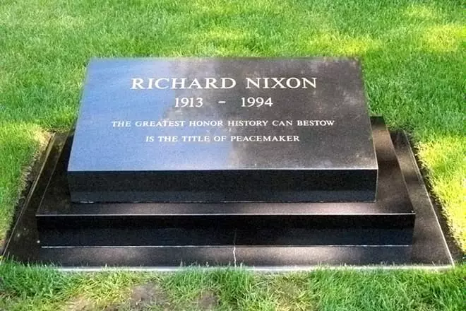Richard Nixon ၏သင်္ချိုင်း