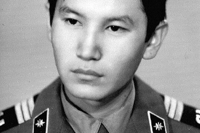 Kirsan Ilyumzhinov a l'exèrcit
