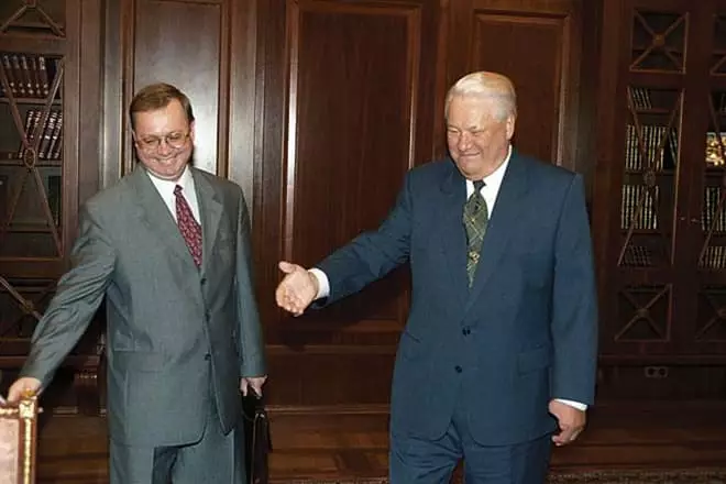 Sergey Stepashin lan Boris Yeltsin