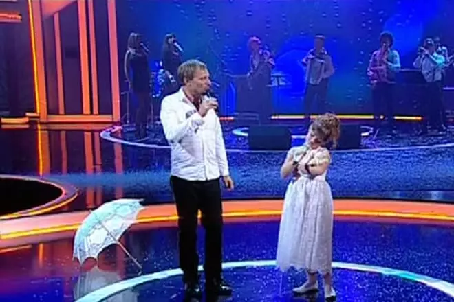 Oleg Skrypka en Anna TKach yn 'e show