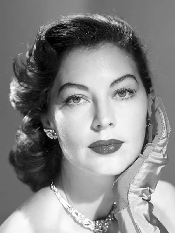 Ava Gardner - Biografie, Foto, persönliches Leben, Filmographie