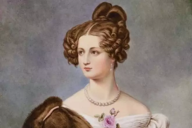 Amalia Lehhernefely