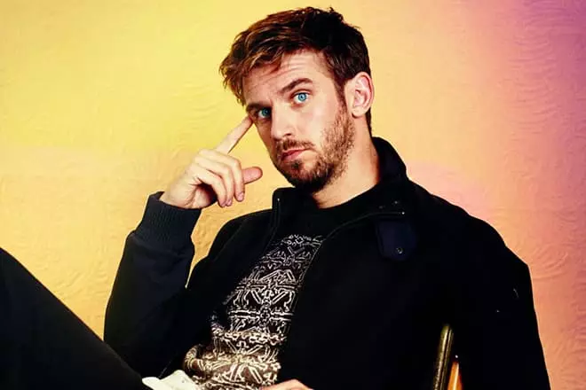 Dan Stevens osoa.